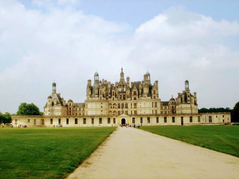 A Vagabond Life: Ultimate Travel Guide