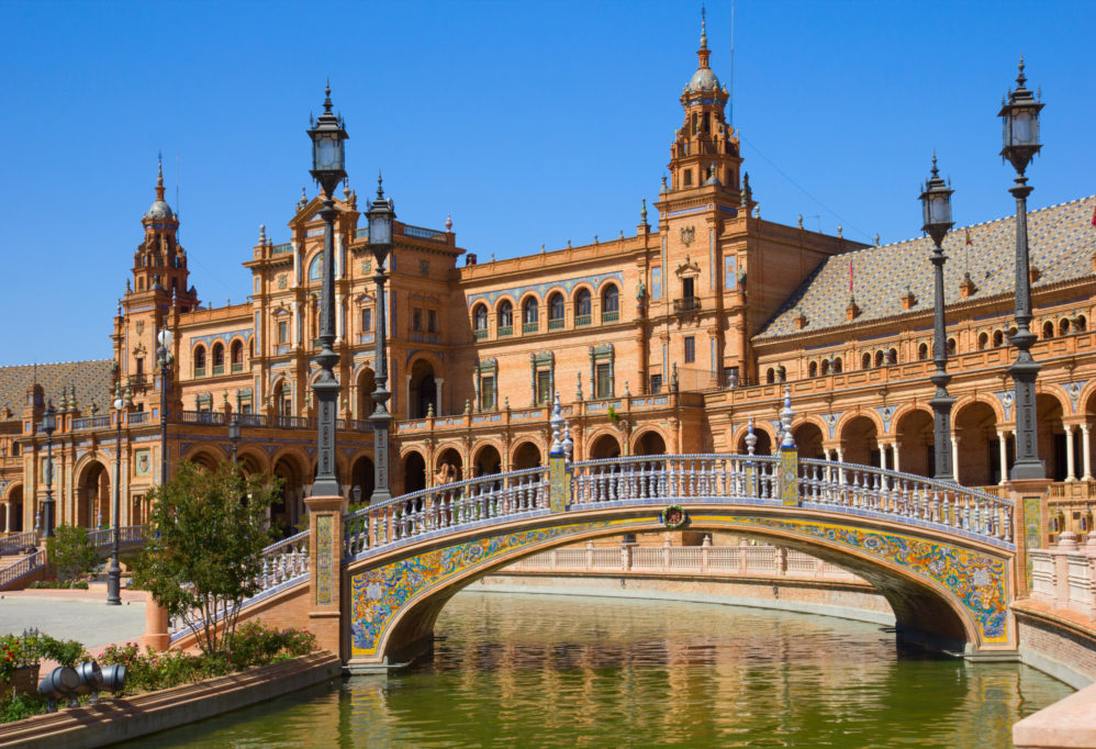 A Vagabond Life: Ultimate Travel Guide