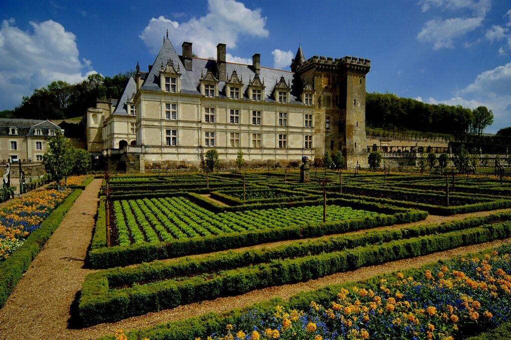 A Vagabond Life: Ultimate Travel Guide